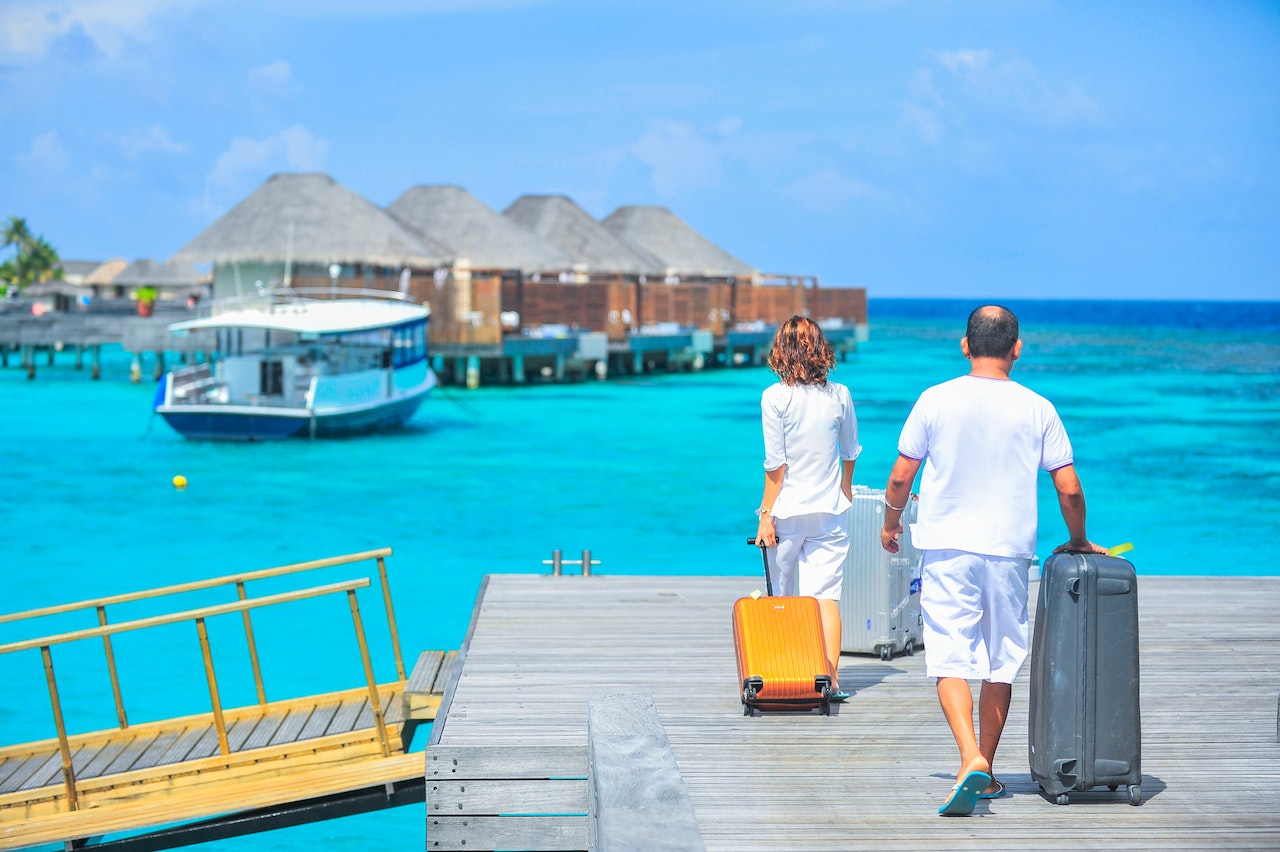 disadvantages of tourism in the maldives